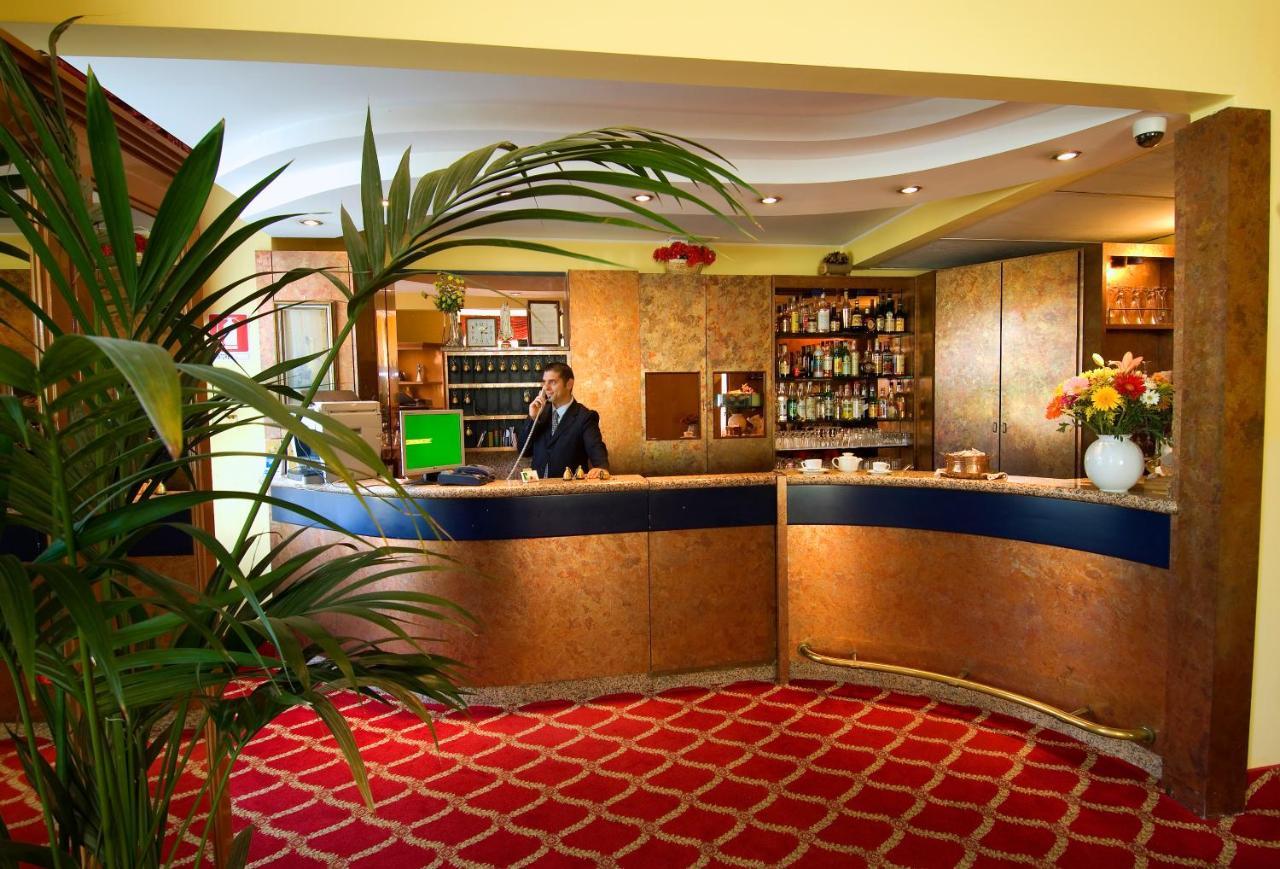 Hotel Cinque Giornate Mailand Exterior foto